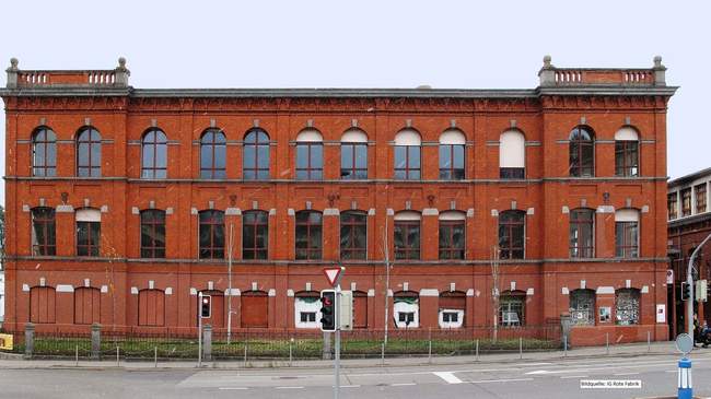 Bauabschlussfest im Kulturzentrum Rote Fabrik Zürich